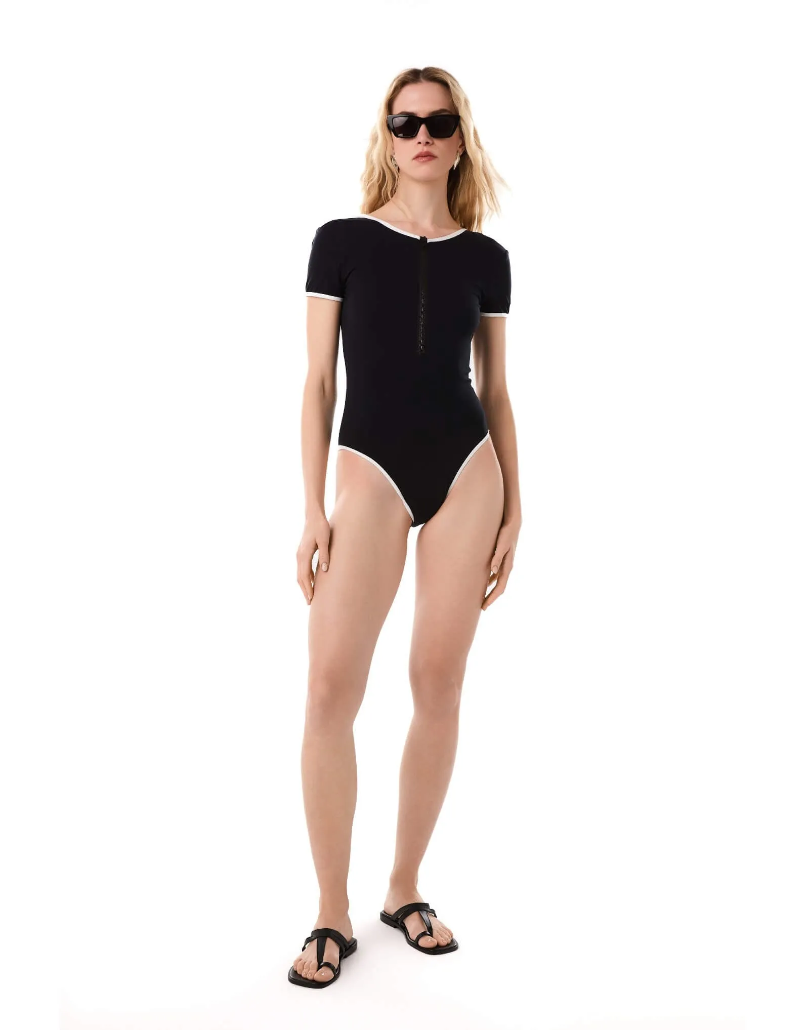 Alina One Piece Black