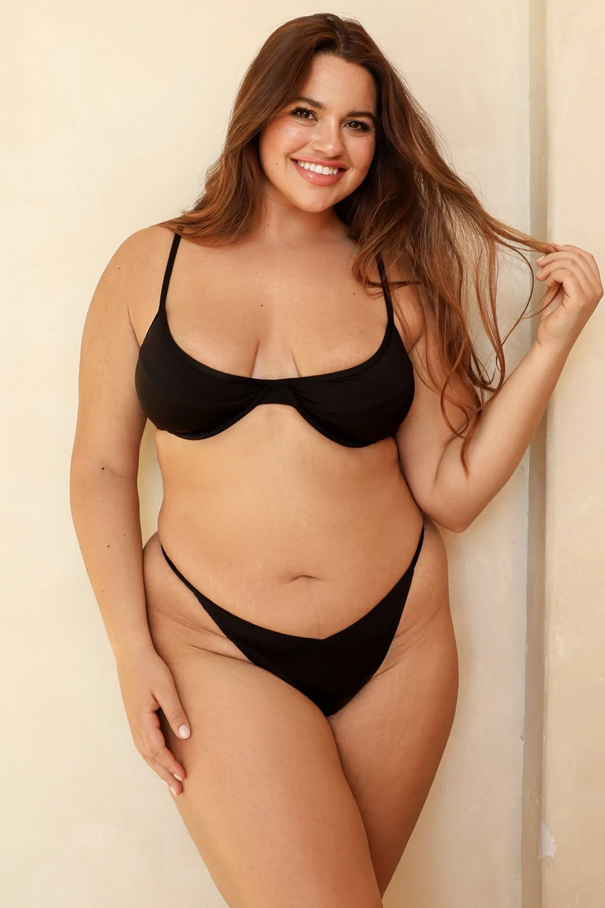 Black West Coast Underwire Super Cheeky Set