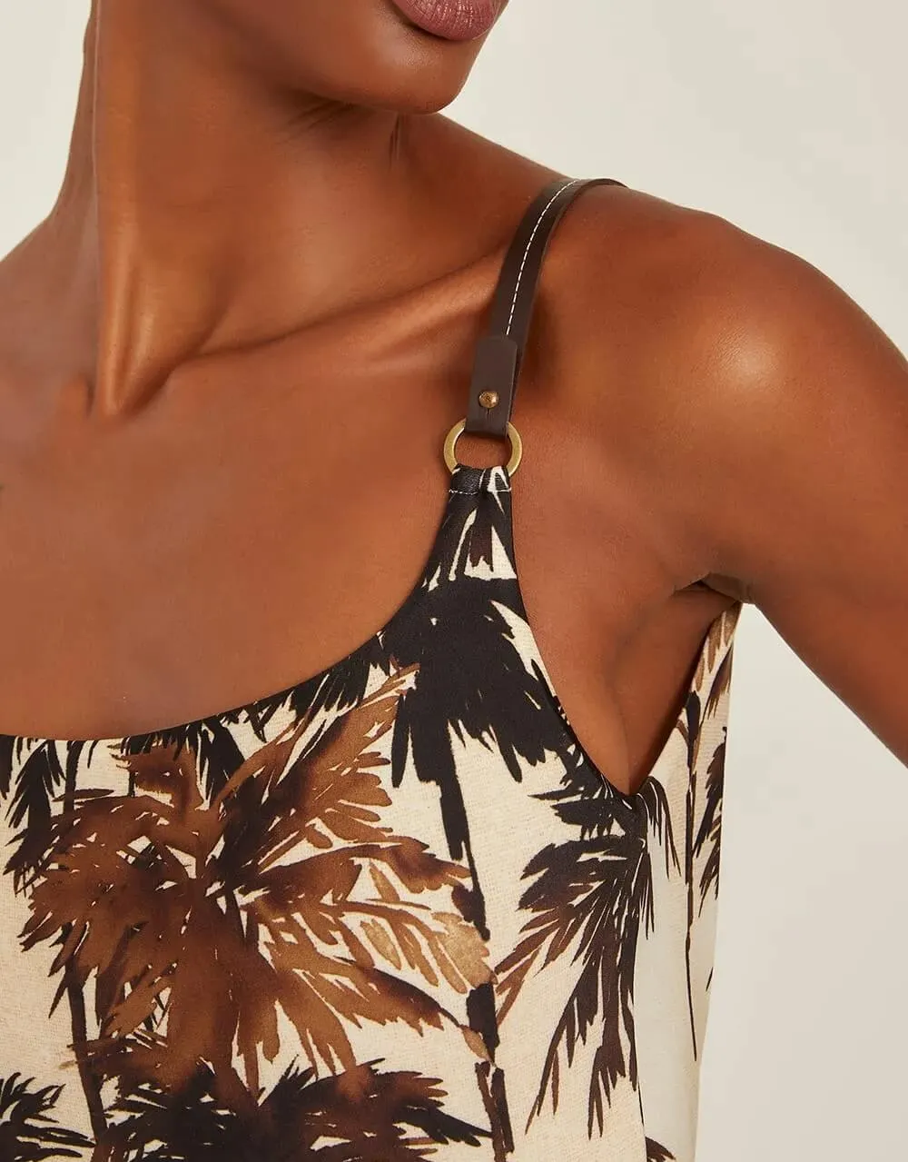 Classic One Piece Detail Corumba