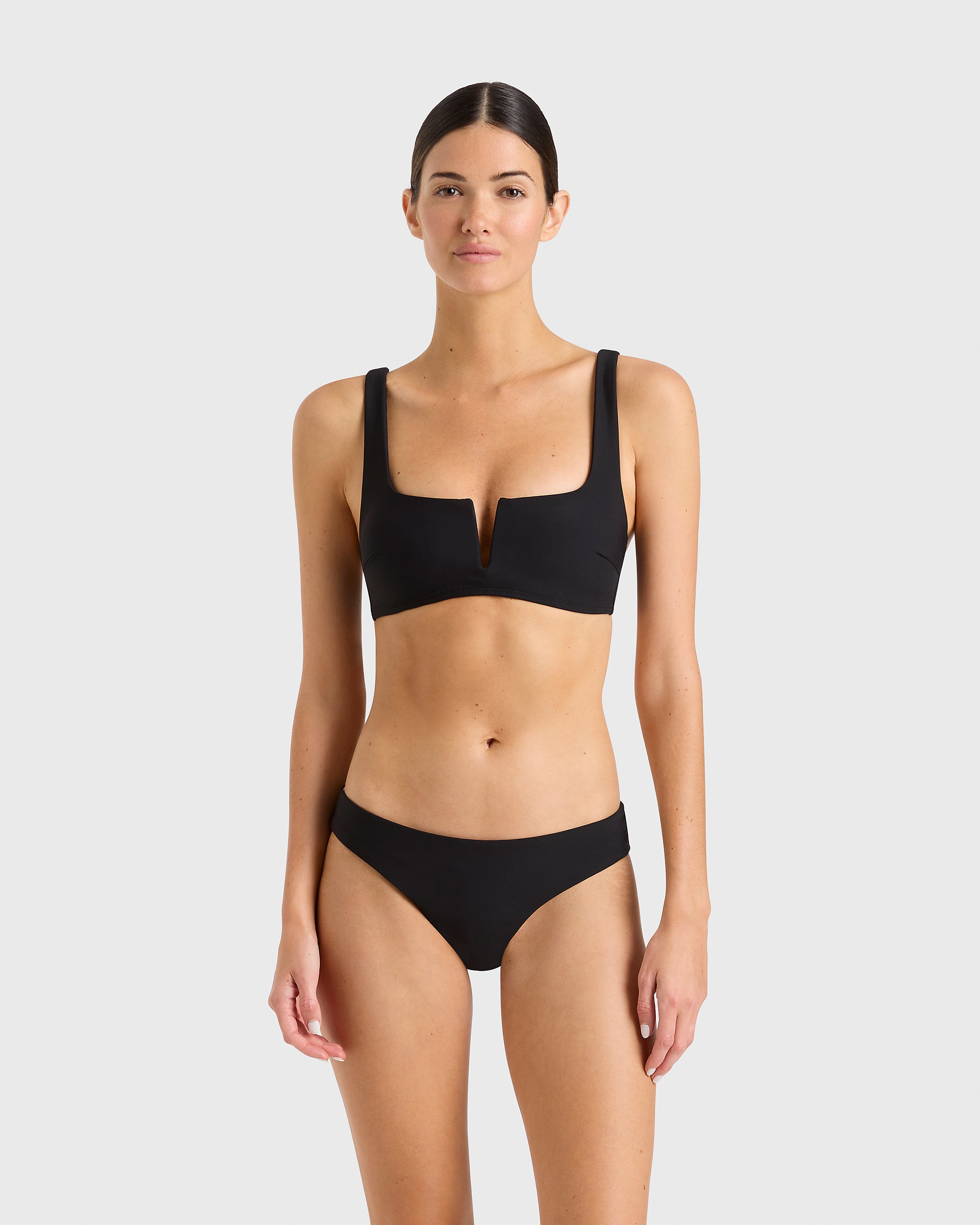 Clio Bikini Top - Black (Sculpteur)