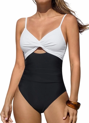 CUPSHE One Piece Swimsuit for Women Bathing Suits Twist Front Cutout Adjustable Straps Ruched Swimwear