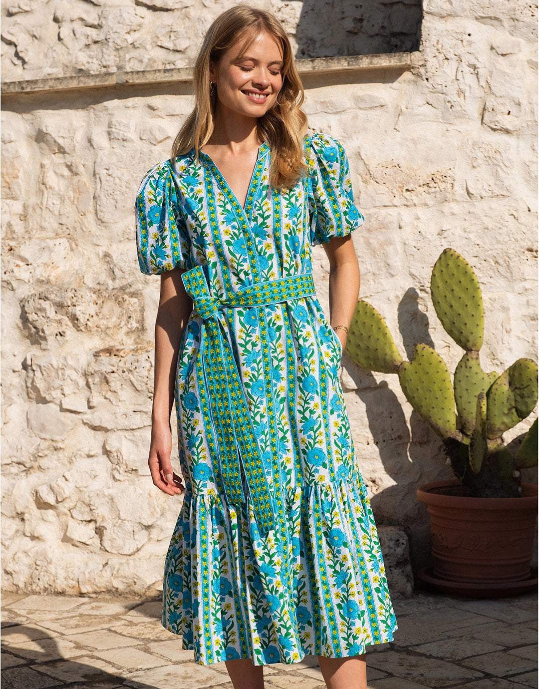 Daisy Dress - Hibiscus Border