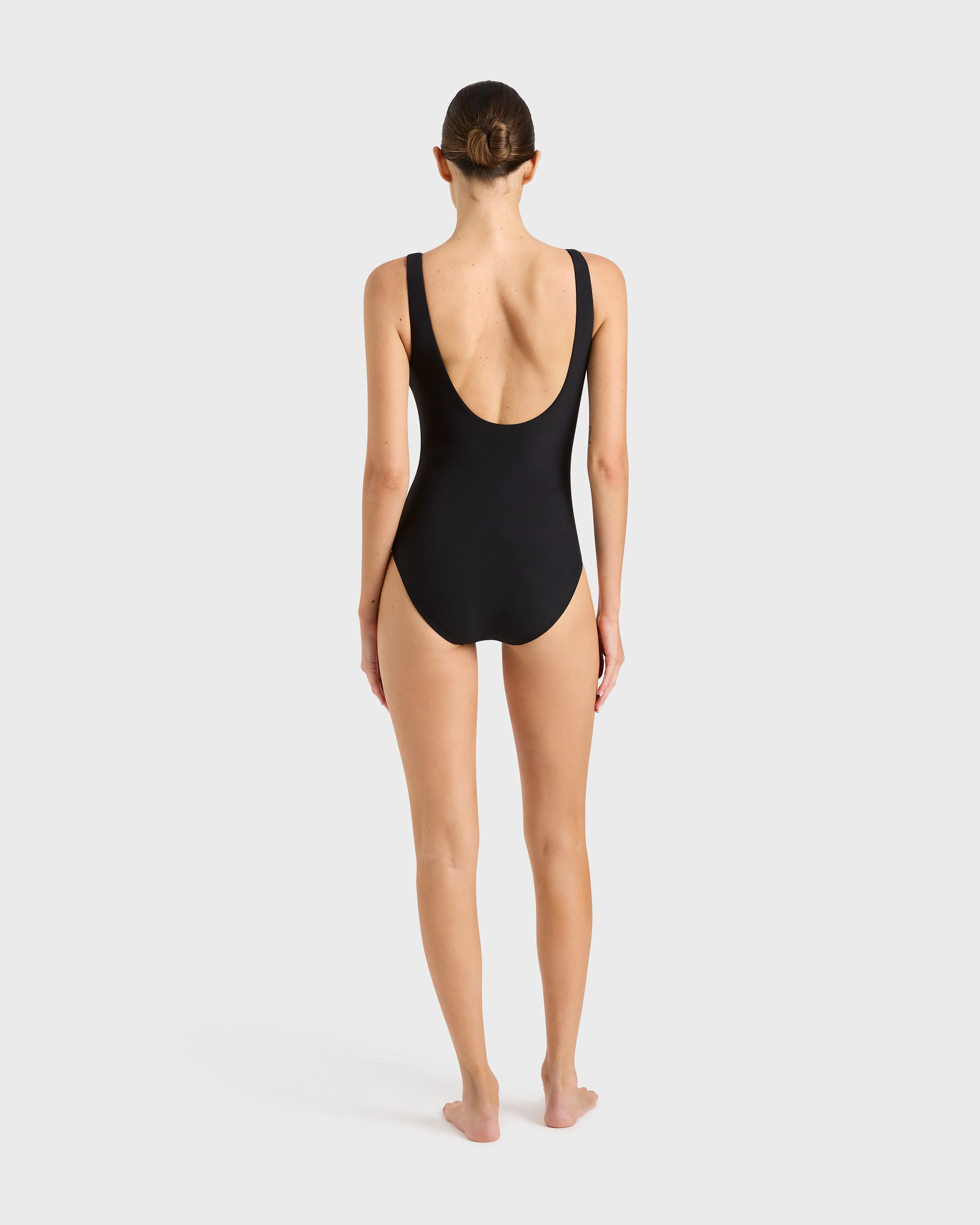 Dallas One Piece - Black (Sculpteur)