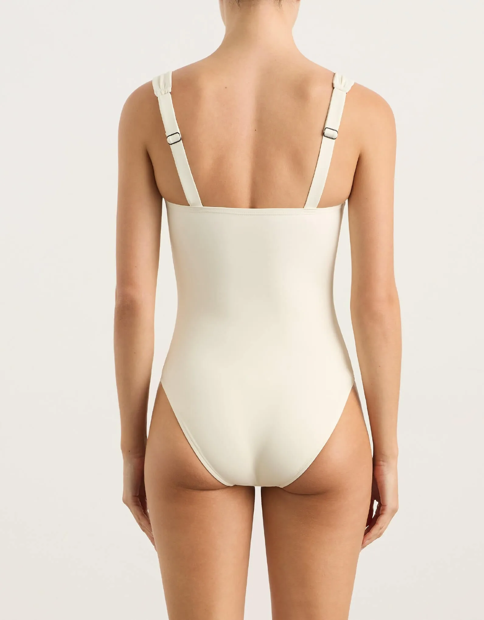Elisse One Piece, Underwire Cups, Pearl