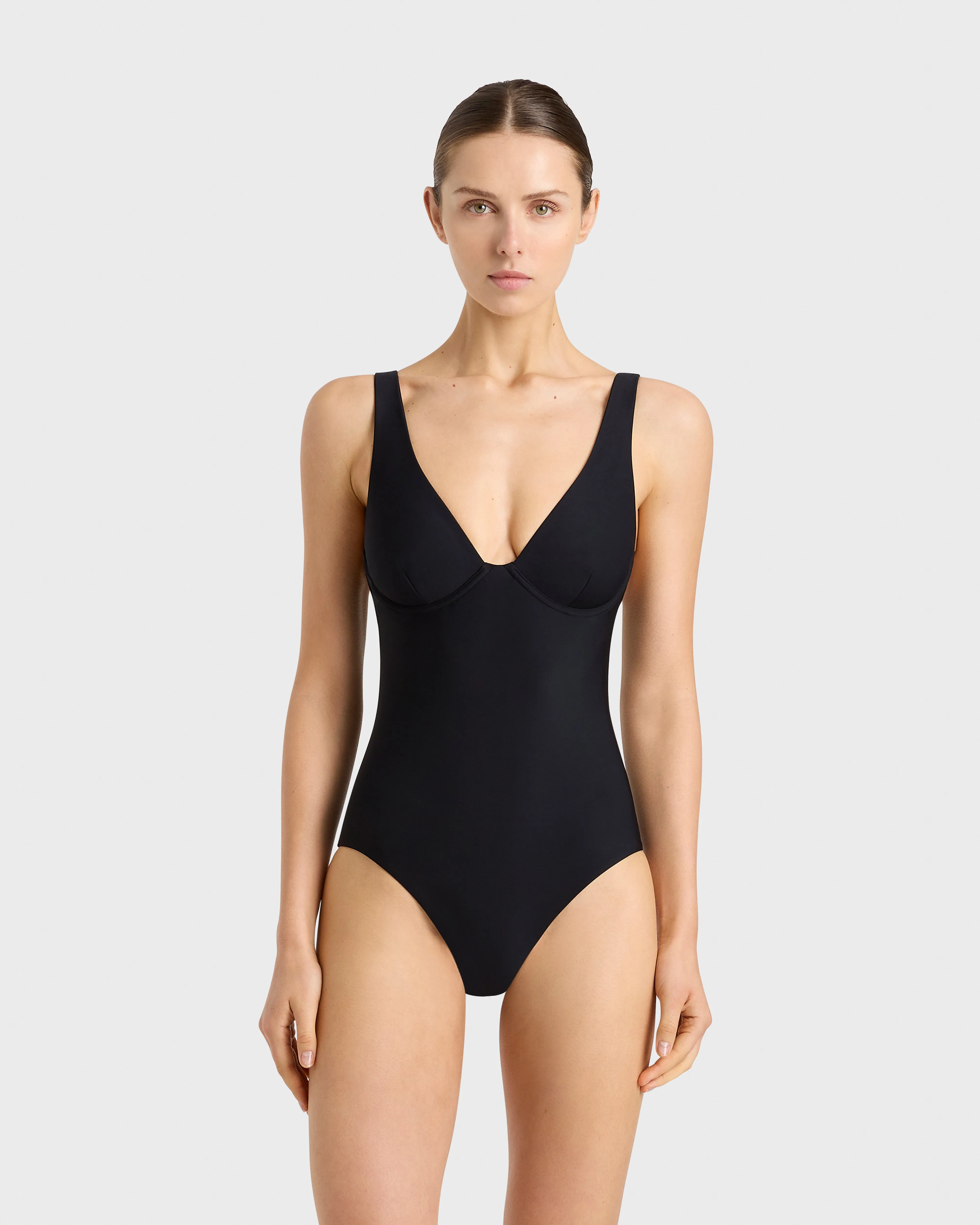 Grace One Piece - Black (Sculpteur)