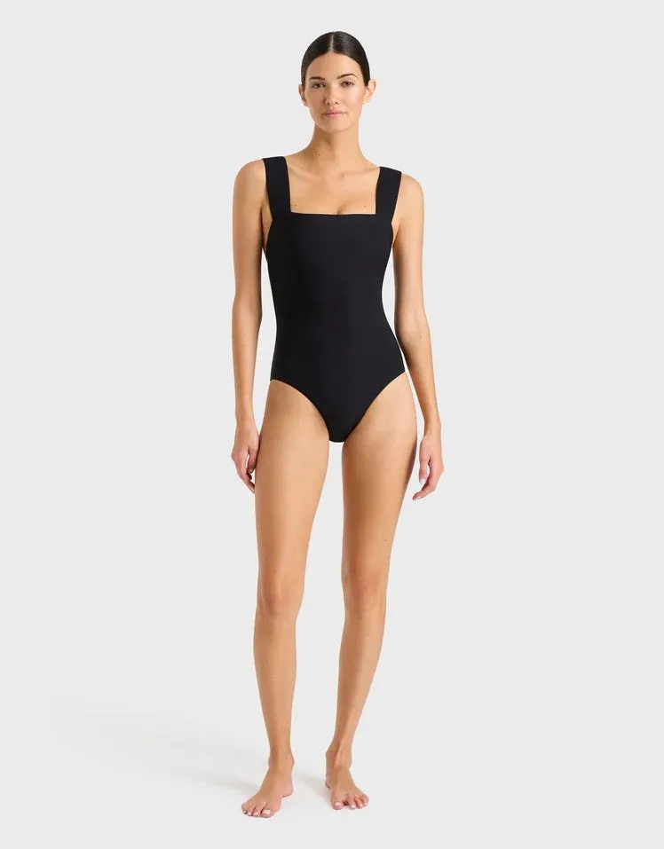 Gwen One Piece, Black