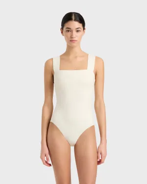 Gwen One Piece - Pearl (Sculpteur)