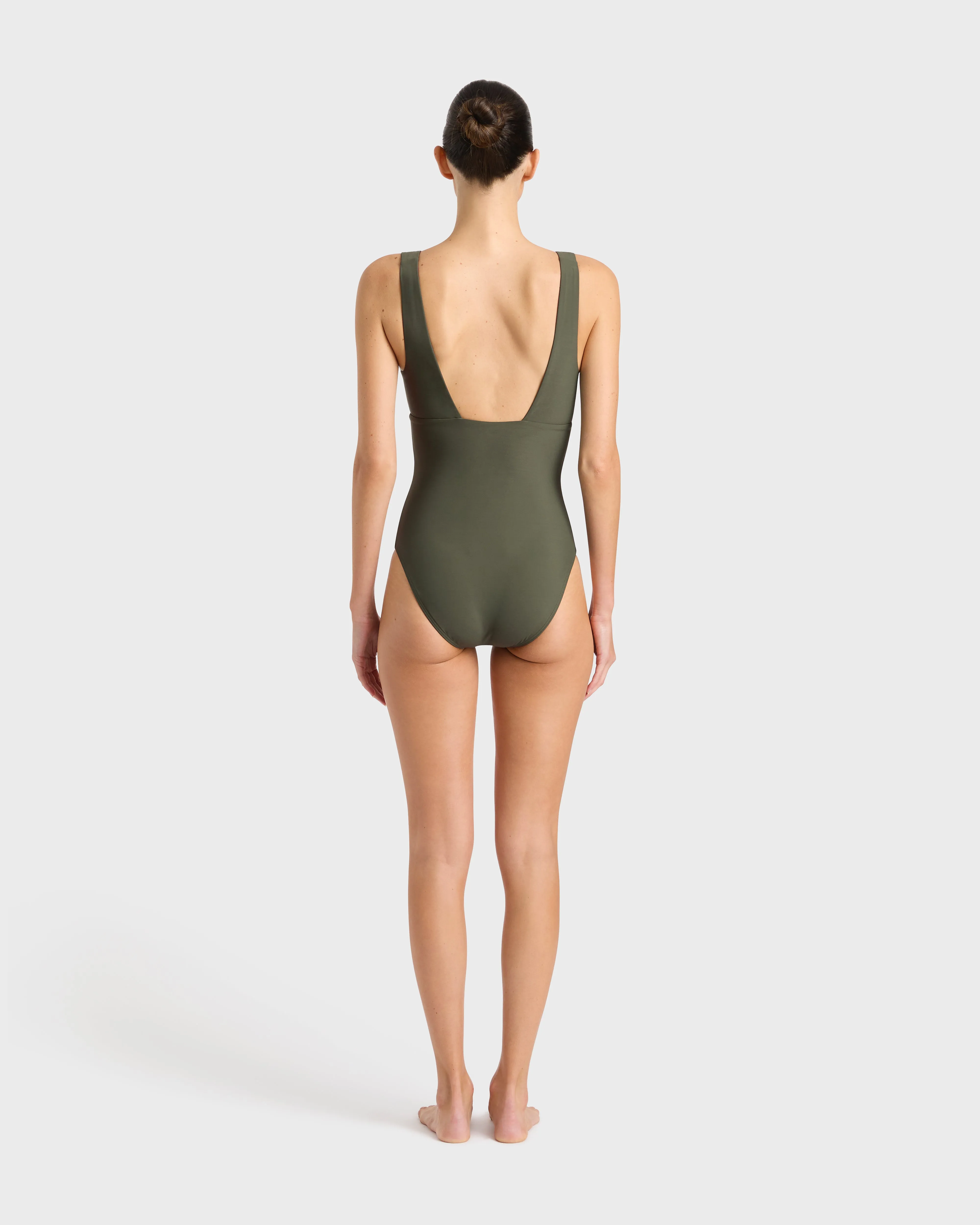 Lecco One Piece - Moss (Sculpteur)