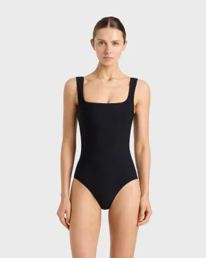 Mackinley One Piece - Black (Sculpteur)