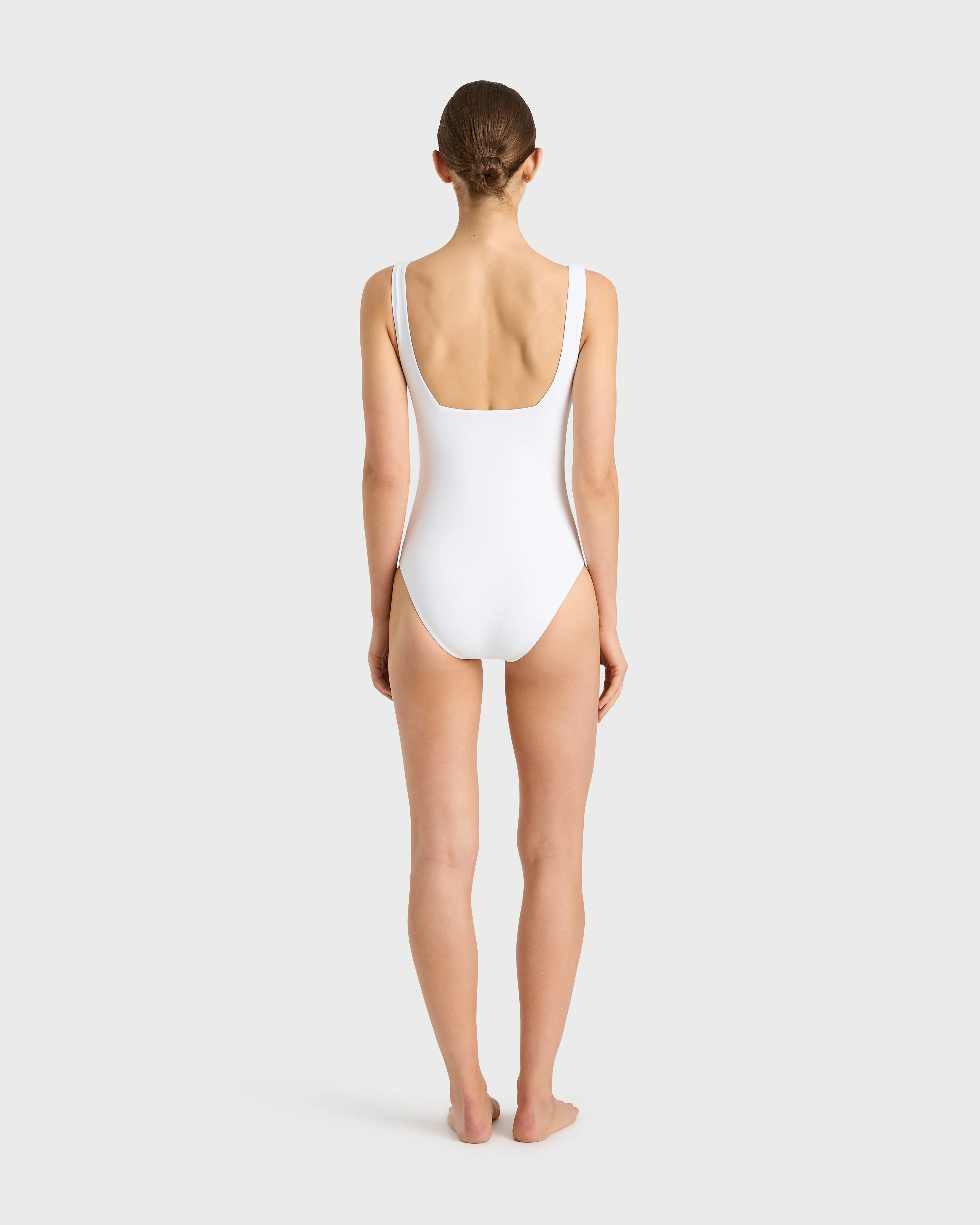 Margot One Piece - White (Embodee)