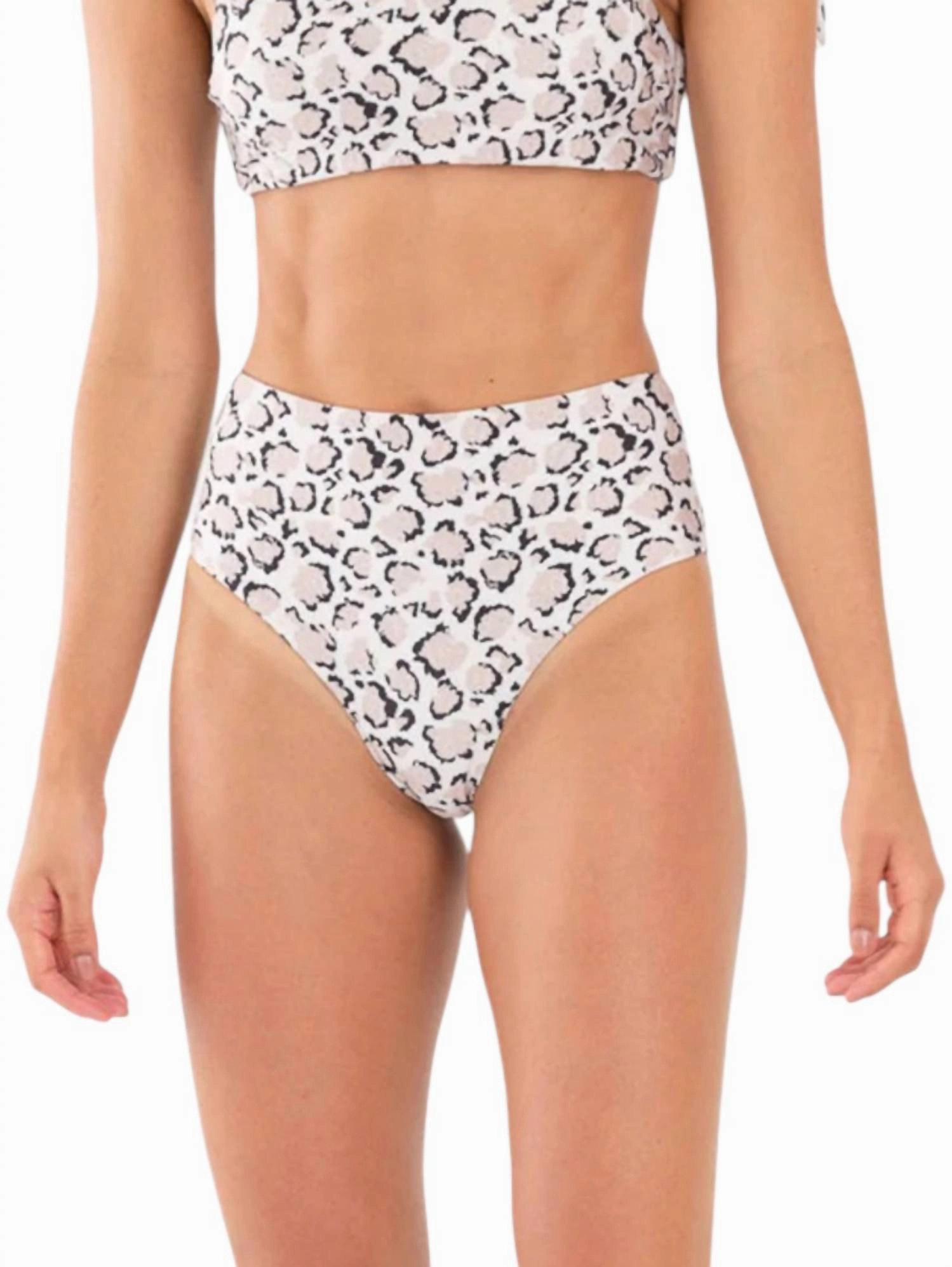 Michaela Bottom Bikini In Enchanted Nature