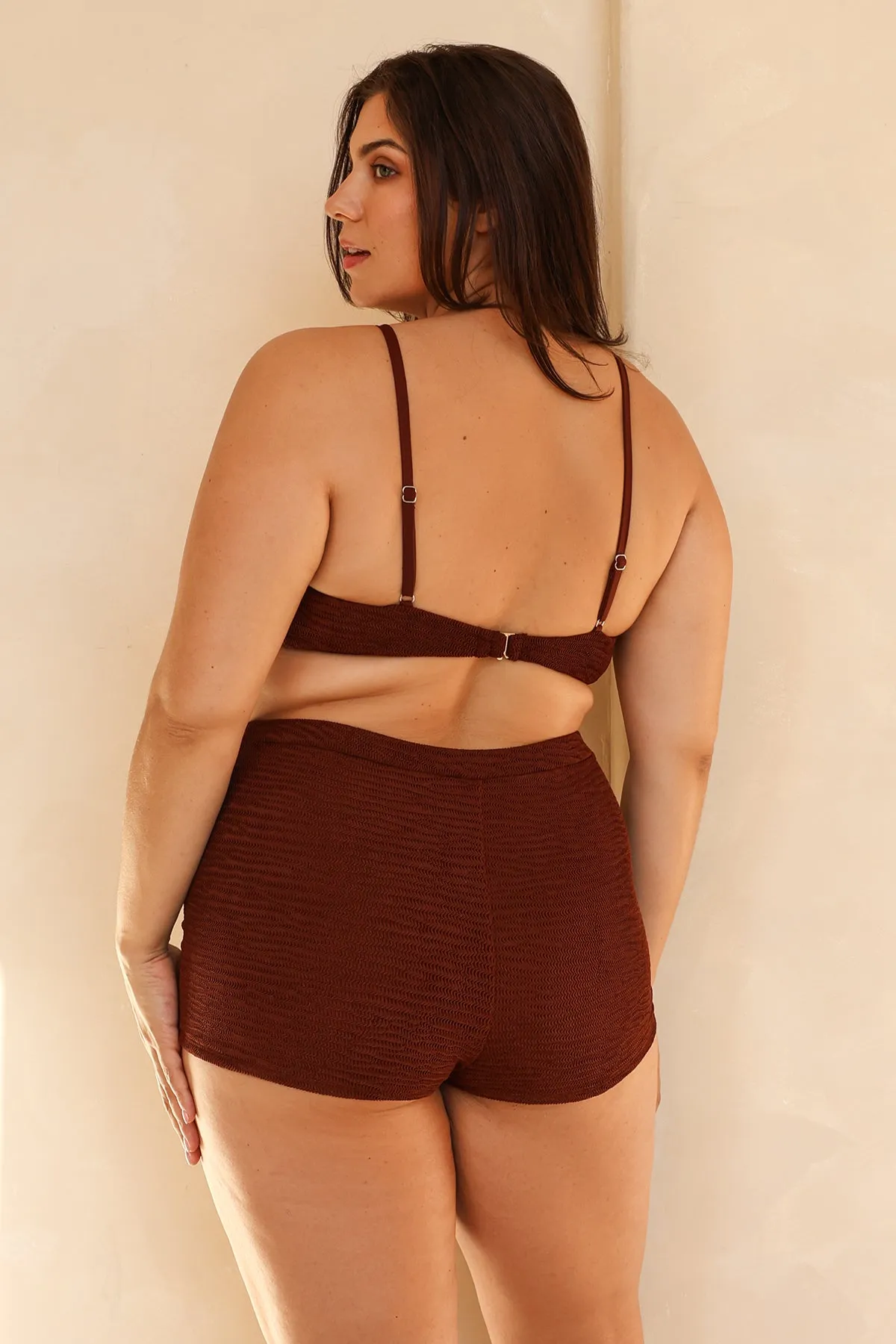 Mocha Crinkle Triangle Full Set