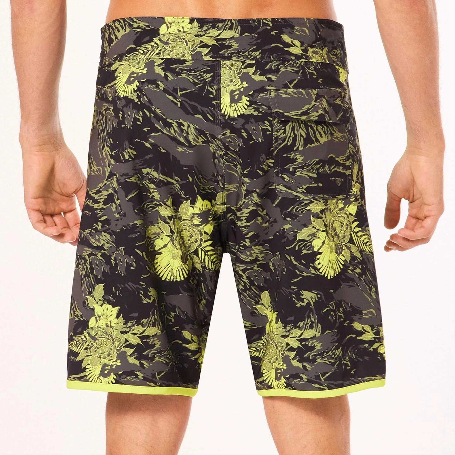 Oakley Men's Palm Florals Recycled 19 Boardshort
