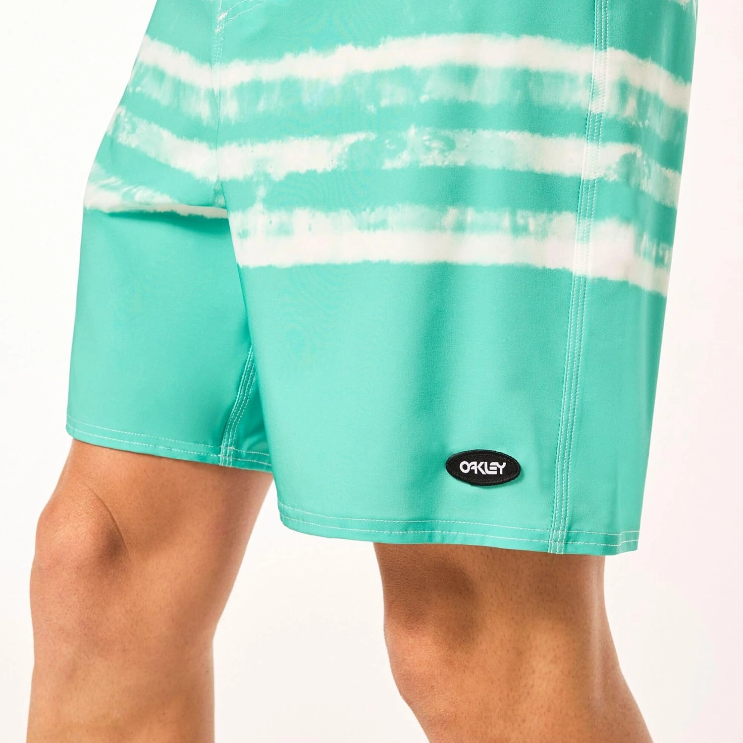 Oakley Men's Swell Line Recycled 18" Boardshort