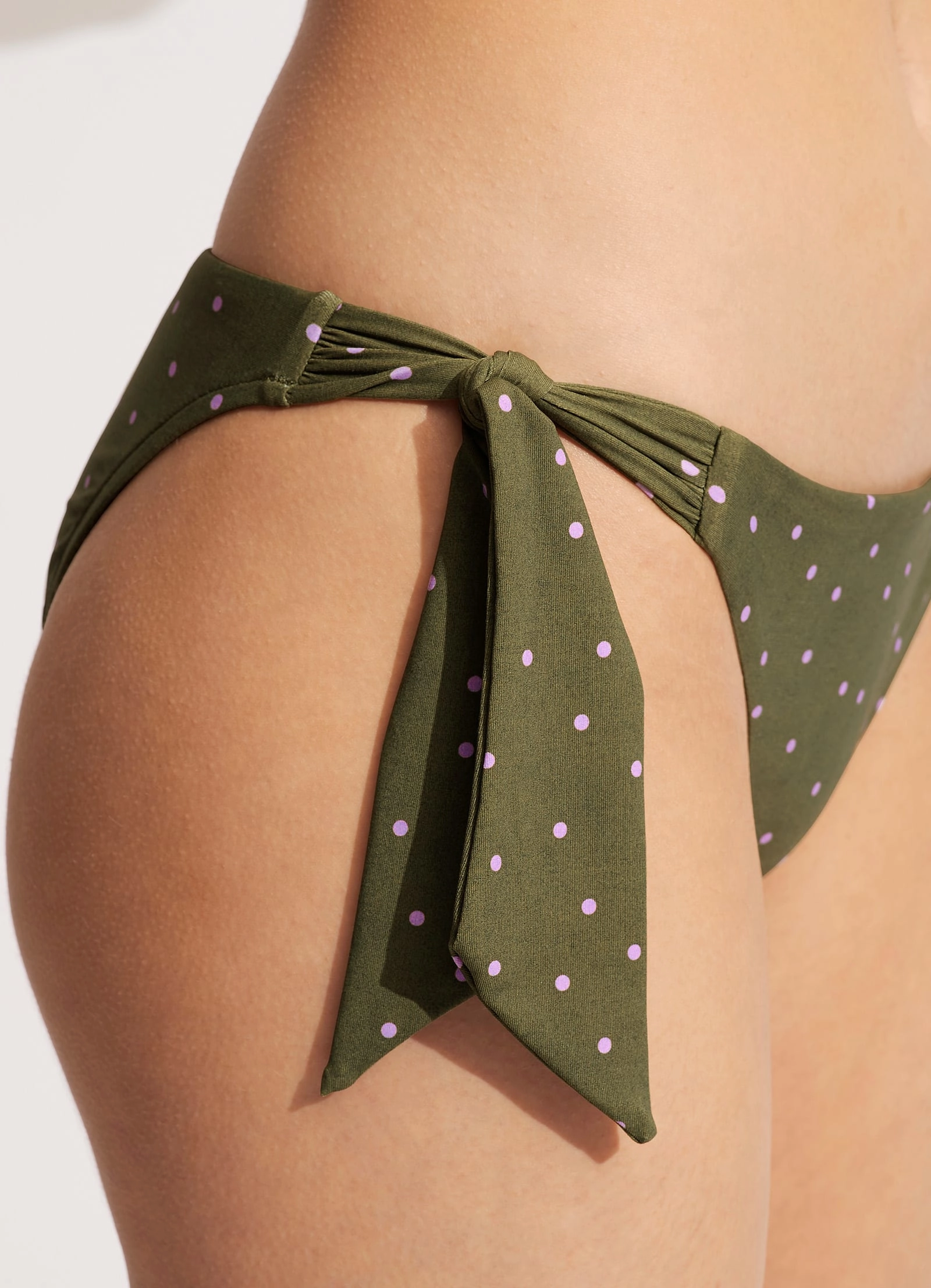Paradise Garden Hipster Tie Side - Avocado Spot