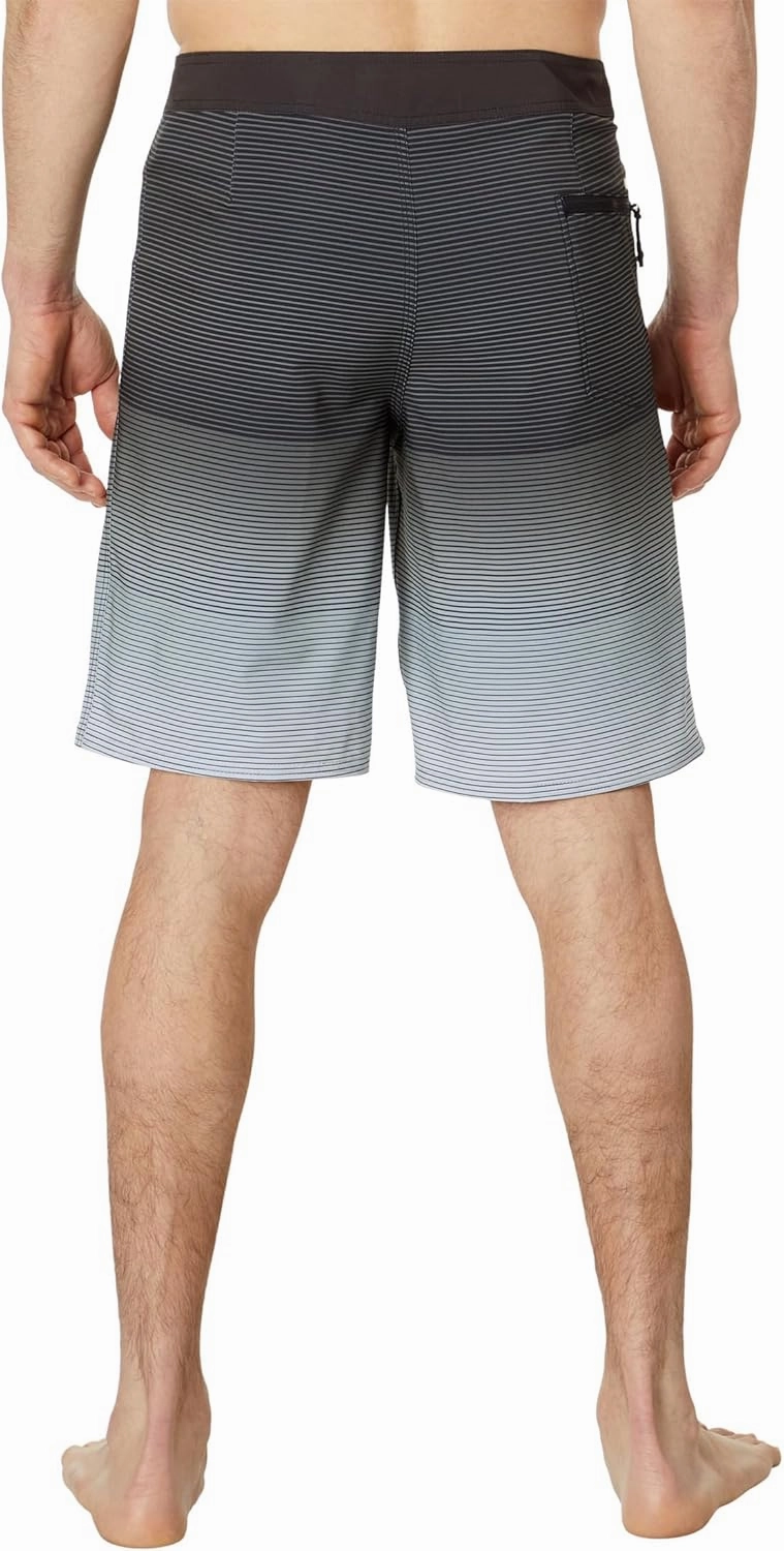 Quiksilver Men's Standard Surfsilk Massive 20 Boardshort Swim Trunk