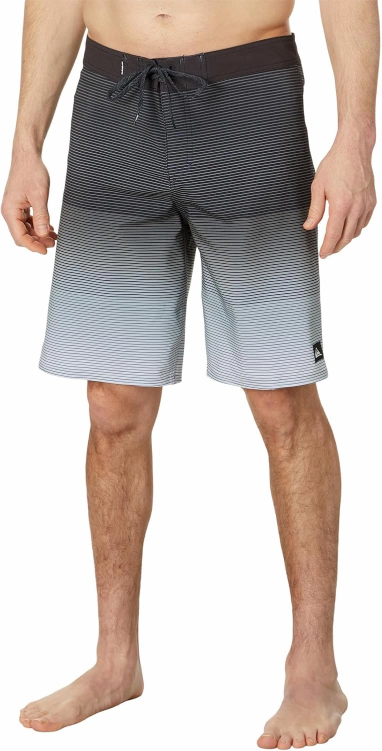 Quiksilver Men's Standard Surfsilk Massive 20 Boardshort Swim Trunk