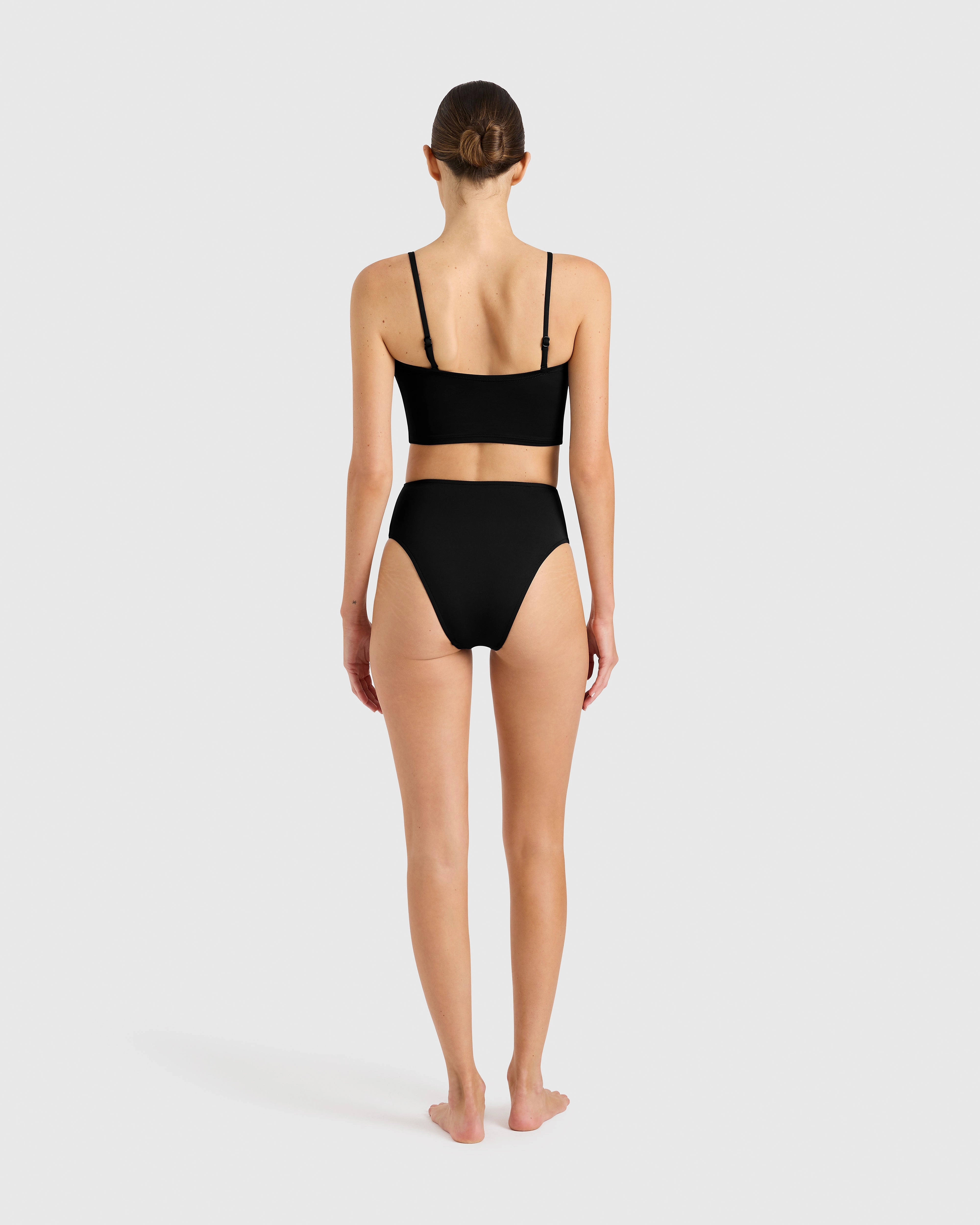 Sandy Bikini Top - Black (Embodee)