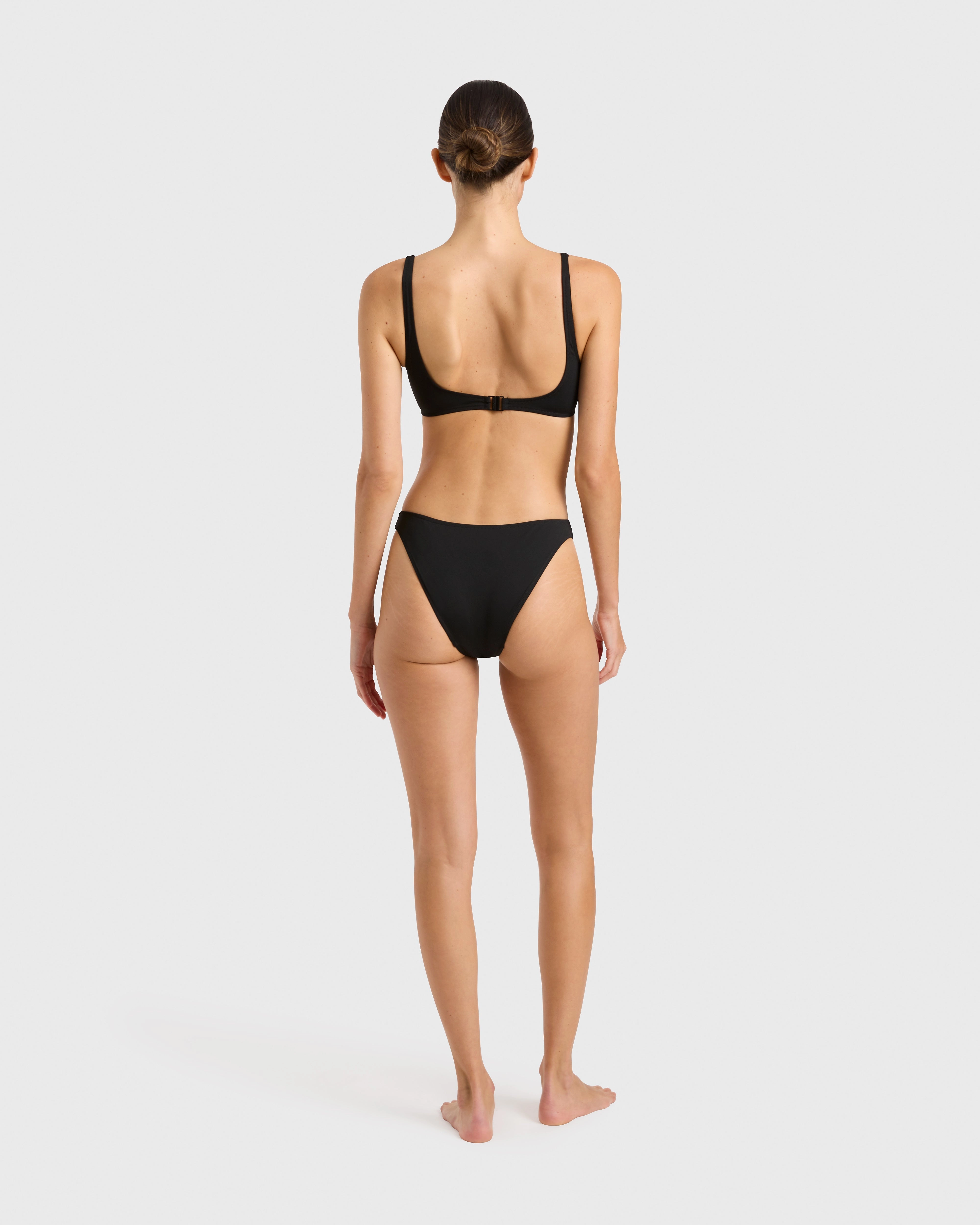 Selena Bikini Top - Black (Singuleur)