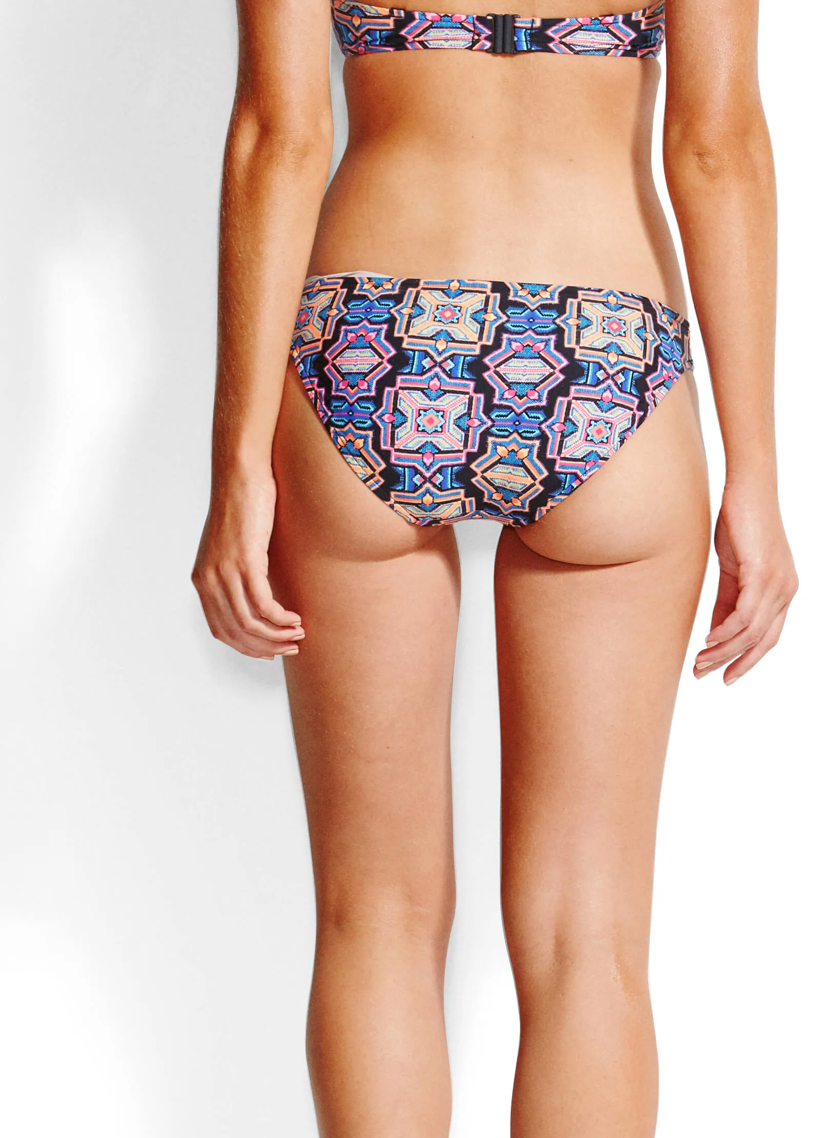 Sun Temple Hipster Bikini Pant - Black