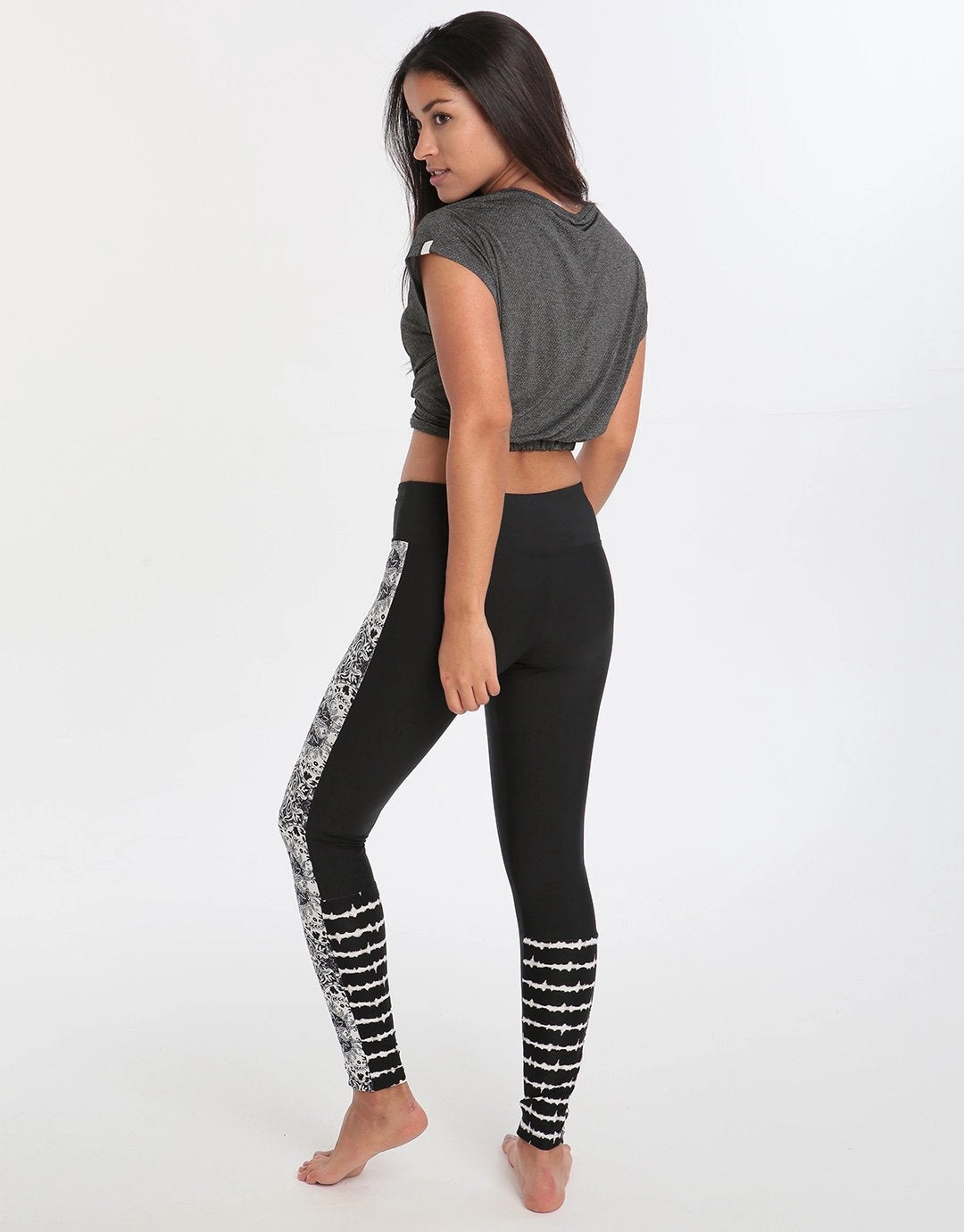 Twist Front Crop Tee - Grey Marle
