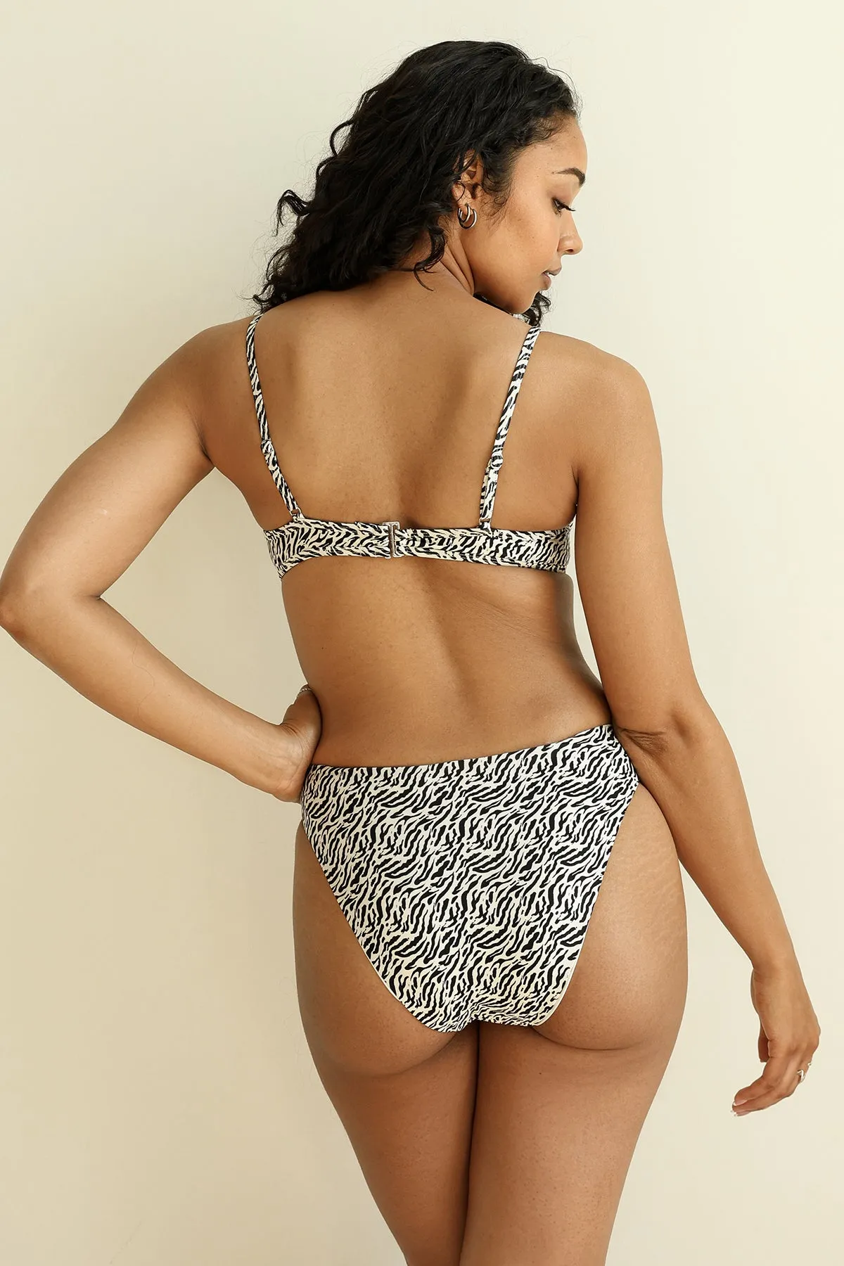 Wild Child Underwire Cheeky Set